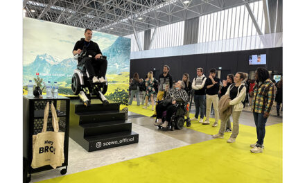 Triff den treppensteigenden Elektrorollstuhl auf der REHACARE in Düsseldorf!