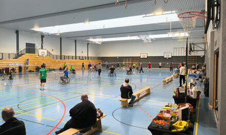 Rollstuhl-Badminton-Wettbewerb in Troisdorf