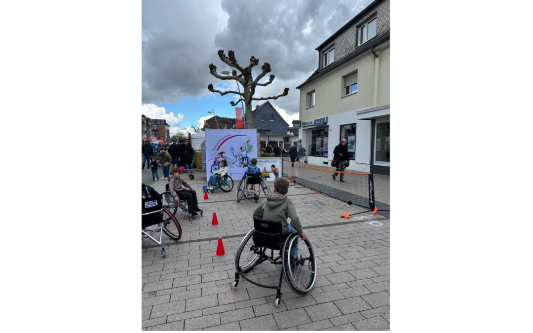 Rollstuhltennis-Kostprobe beim Monheimer Frühlingsfest